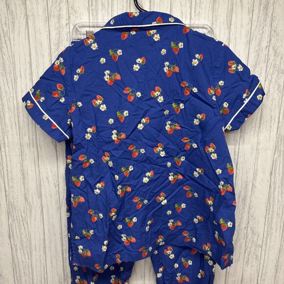 Womens Size M Ella Simone Strawberry Print PJ Set EUC - Picture 6 of 7